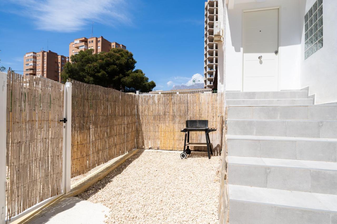 Вілла Casa Mya Con Terreno Privado Y Parking Compartido - A 800M De Playa Poniente Бенідорм Екстер'єр фото